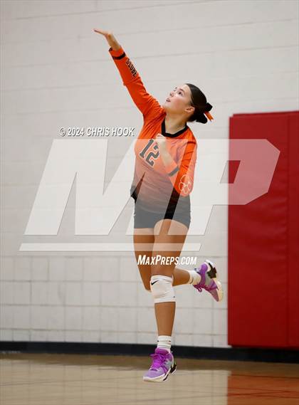 Thumbnail 2 in San Tan Foothills vs Globe (The Florence VB Invitational) photogallery.