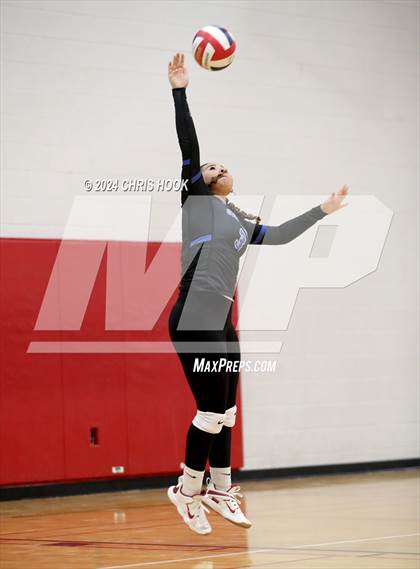Thumbnail 3 in San Tan Foothills vs Globe (The Florence VB Invitational) photogallery.