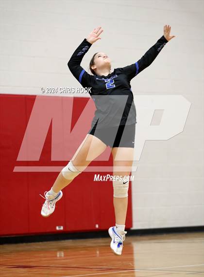Thumbnail 2 in San Tan Foothills vs Globe (The Florence VB Invitational) photogallery.