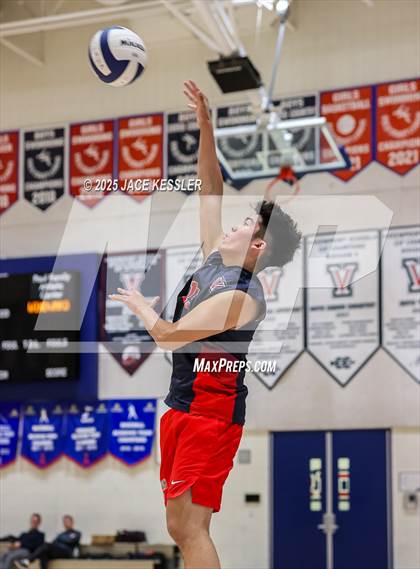 Thumbnail 1 in Windward @ Viewpoint photogallery.