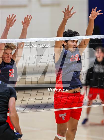 Thumbnail 1 in Windward @ Viewpoint photogallery.