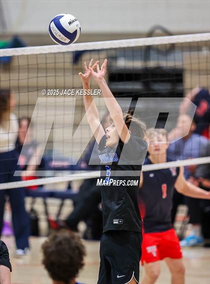 Thumbnail 1 in Windward @ Viewpoint photogallery.