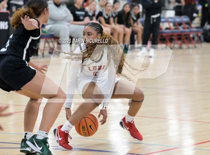 Thumbnail 2 in Fairmont Prep vs. Long Island Lutheran (Nike Tournament of Champions) photogallery.