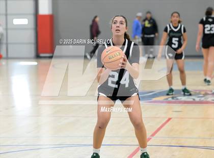 Thumbnail 2 in Fairmont Prep vs. Long Island Lutheran (Nike Tournament of Champions) photogallery.