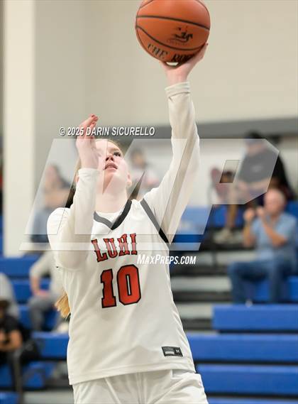 Thumbnail 3 in Fairmont Prep vs. Long Island Lutheran (Nike Tournament of Champions) photogallery.