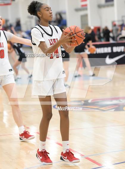 Thumbnail 3 in Fairmont Prep vs. Long Island Lutheran (Nike Tournament of Champions) photogallery.