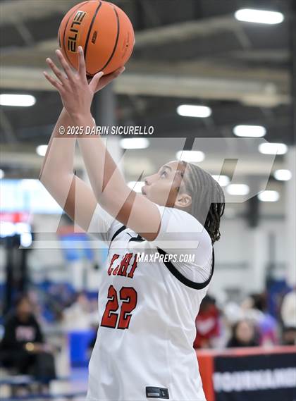 Thumbnail 2 in Fairmont Prep vs. Long Island Lutheran (Nike Tournament of Champions) photogallery.