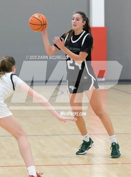 Thumbnail 2 in Fairmont Prep vs. Long Island Lutheran (Nike Tournament of Champions) photogallery.