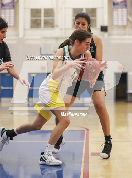 Thumbnail 3 in Mendota vs. Kingsburg (Selma Shoot-Out Tournament) photogallery.