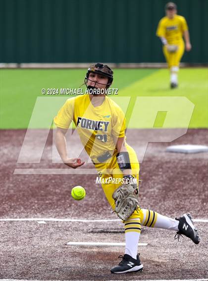 Thumbnail 2 in Forney vs McKinney (Forney Tournament) photogallery.