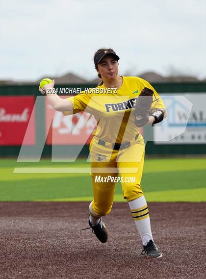 Thumbnail 2 in Forney vs McKinney (Forney Tournament) photogallery.