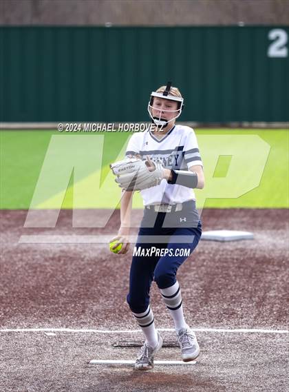 Thumbnail 1 in Forney vs McKinney (Forney Tournament) photogallery.
