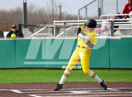 Thumbnail 2 in Forney vs McKinney (Forney Tournament) photogallery.