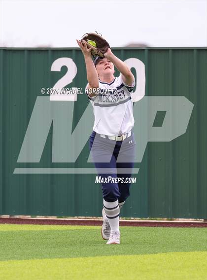 Thumbnail 1 in Forney vs McKinney (Forney Tournament) photogallery.