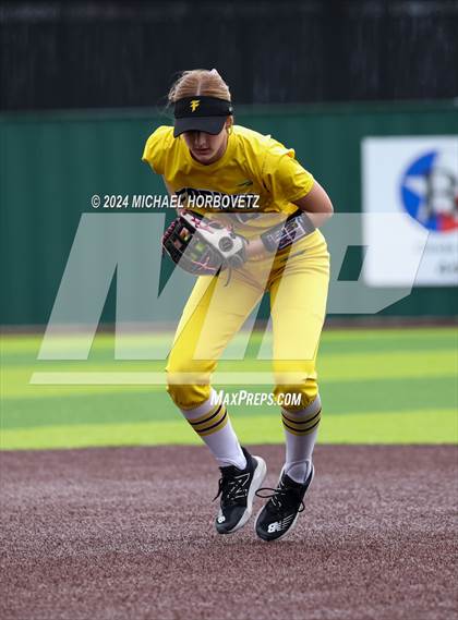 Thumbnail 1 in Forney vs McKinney (Forney Tournament) photogallery.