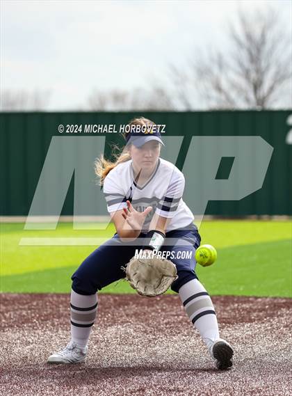 Thumbnail 1 in Forney vs McKinney (Forney Tournament) photogallery.
