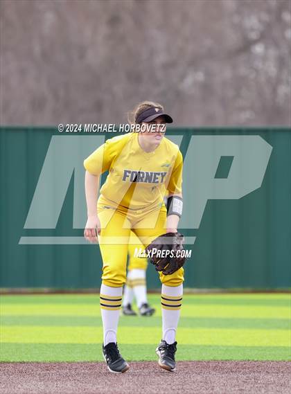 Thumbnail 2 in Forney vs McKinney (Forney Tournament) photogallery.