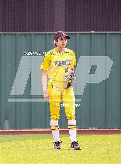 Thumbnail 1 in Forney vs McKinney (Forney Tournament) photogallery.