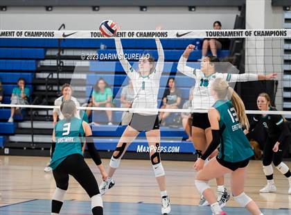 Thumbnail 2 in North Oldham vs. Eastmark (Nike Tournament of Champions) photogallery.