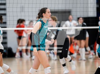 Thumbnail 1 in North Oldham vs. Eastmark (Nike Tournament of Champions) photogallery.