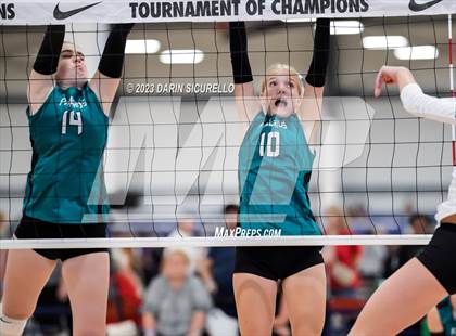 Thumbnail 3 in North Oldham vs. Eastmark (Nike Tournament of Champions) photogallery.
