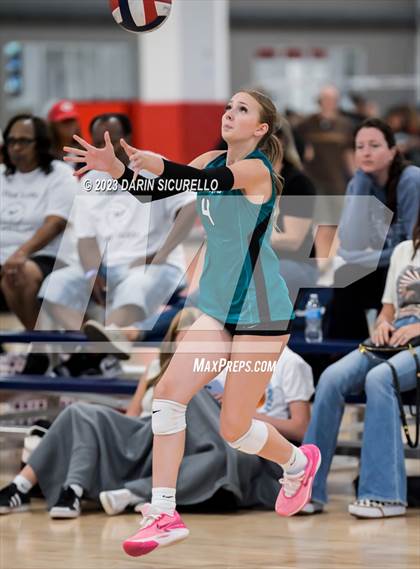 Thumbnail 3 in North Oldham vs. Eastmark (Nike Tournament of Champions) photogallery.