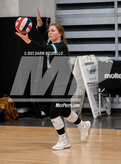 Thumbnail 3 in North Oldham vs. Eastmark (Nike Tournament of Champions) photogallery.
