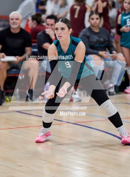 Thumbnail 1 in North Oldham vs. Eastmark (Nike Tournament of Champions) photogallery.