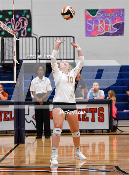 Thumbnail 2 in Caldwell vs Manor New Tech photogallery.