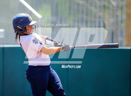 Thumbnail 3 in Notre Dame (SO) vs Cleveland photogallery.