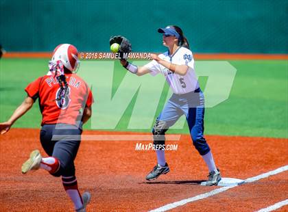 Thumbnail 3 in Notre Dame (SO) vs Cleveland photogallery.