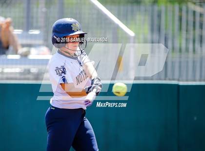 Thumbnail 2 in Notre Dame (SO) vs Cleveland photogallery.
