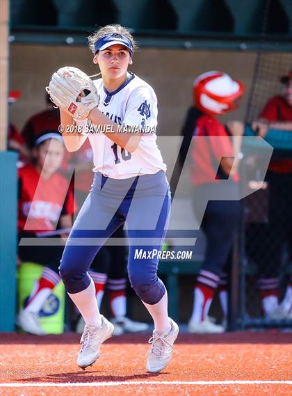 Thumbnail 2 in Notre Dame (SO) vs Cleveland photogallery.