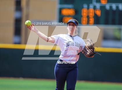 Thumbnail 1 in Notre Dame (SO) vs Cleveland photogallery.