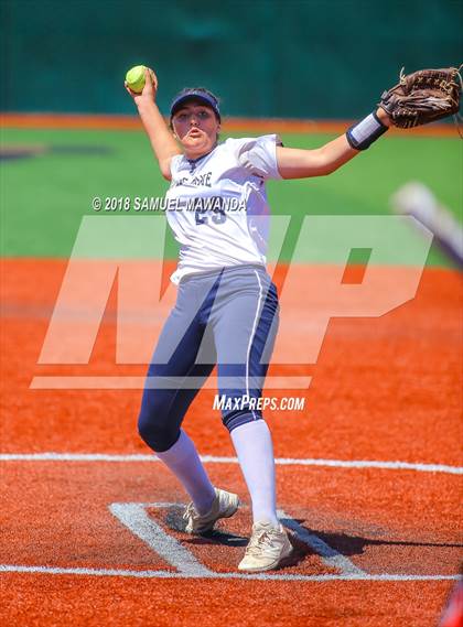 Thumbnail 3 in Notre Dame (SO) vs Cleveland photogallery.