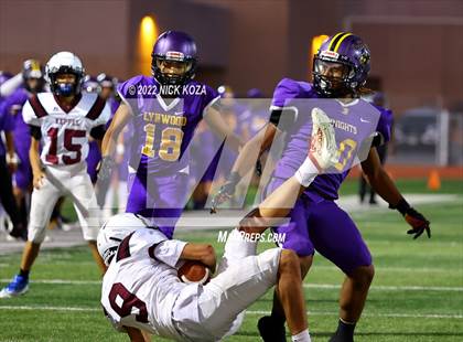 Thumbnail 3 in Lynwood vs. Mark Keppel photogallery.