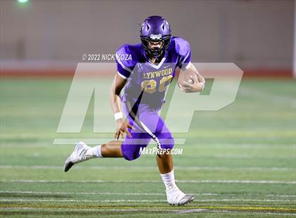 Thumbnail 3 in Lynwood vs. Mark Keppel photogallery.