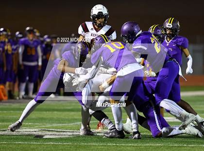 Thumbnail 3 in Lynwood vs. Mark Keppel photogallery.