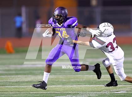 Thumbnail 3 in Lynwood vs. Mark Keppel photogallery.