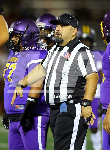 Thumbnail 3 in Lynwood vs. Mark Keppel photogallery.