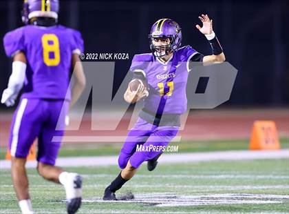 Thumbnail 3 in Lynwood vs. Mark Keppel photogallery.