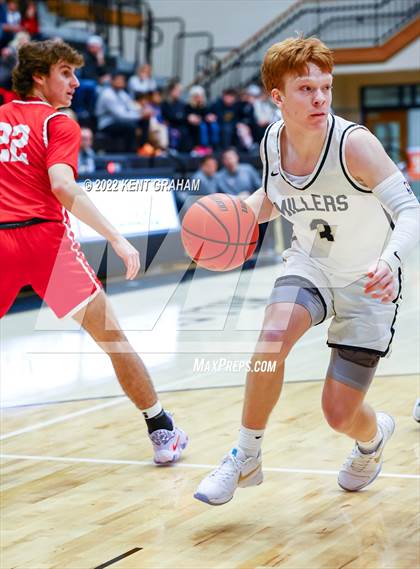 Thumbnail 3 in Crown Point vs Noblesville (Holiday Tournament) photogallery.