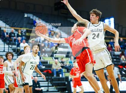 Thumbnail 3 in Crown Point vs Noblesville (Holiday Tournament) photogallery.