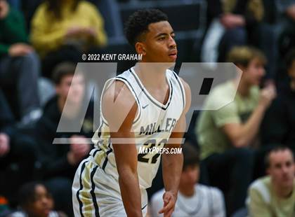 Thumbnail 3 in Crown Point vs Noblesville (Holiday Tournament) photogallery.