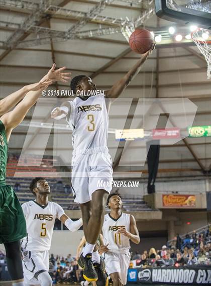 Thumbnail 2 in Timberline vs. Lincoln (WIAA 3A Quarterfinal)  photogallery.