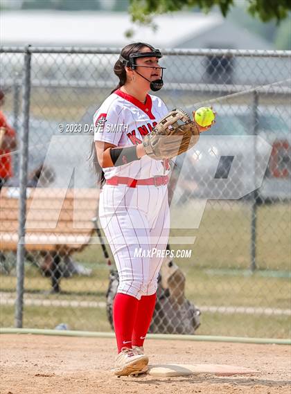 Thumbnail 2 in Assumption vs Wahlert (West Delaware Invitational) photogallery.