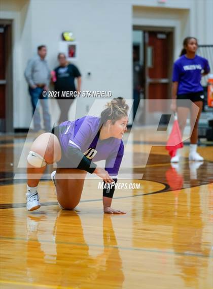 Thumbnail 3 in Jacksboro @ Chico photogallery.