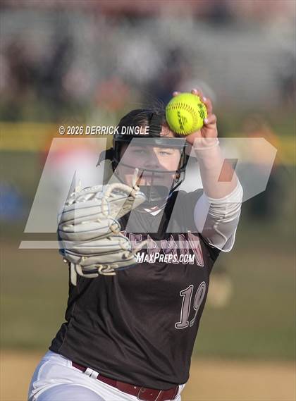 Thumbnail 3 in MacArthur @ Mepham photogallery.