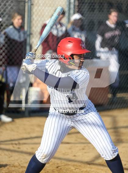 Thumbnail 1 in MacArthur @ Mepham photogallery.