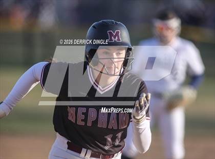 Thumbnail 2 in MacArthur @ Mepham photogallery.
